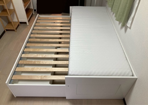 IKEA ベッド（シングル、ダブル）