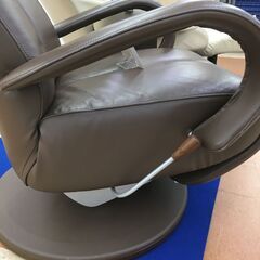 お値下げ!!  ３０％off  店頭引き取り限定‼  カリモク リクライニングチェア【🔥リサイクルモールみっけ柏🔥】の画像