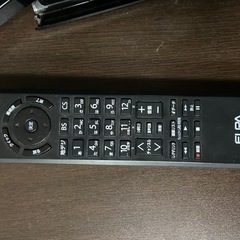 動作OK　32型　2011年式　TOSHIBA 東芝　液晶カラーテレビ　TV 32H1Sの画像