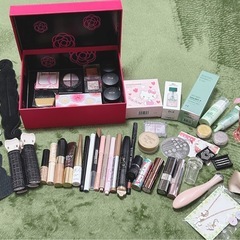 【お取引中】ワンコイン☆コスメまとめて～used未使用いろいろの画像