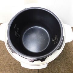 【JM777】IRISOHYAMA アイリスオーヤマ 電気圧力鍋 3.0L PC-EMA3-W 3L 低温調理可能 予約機能付き ケーキも作れる 12種類自動メニュー搭載 ホワイトの画像