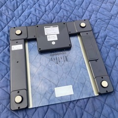 No.m198 大きな液晶表示の体重計 ミムゴの画像
