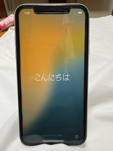 【中古動作品】 iPhone XR docomo 64G バッテリー94%白 ケース使用で美品