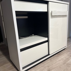 【引き取り限定】食器棚 幅118cm ホワイト×ブラック（定価60,000円）の画像