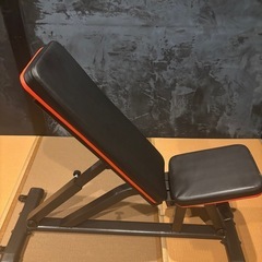 筋トレ　トレーニングベンチ　の画像