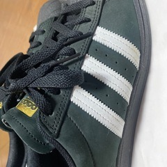 adidas スーパースターの画像