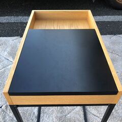 【展示品・未使用品】サイドテーブル テーブル 参考価格32,890円🚚自社配送時💳代引き可🚚(現金、クレジット、スマホ決済対応)の画像
