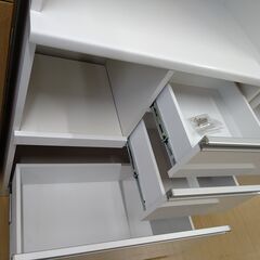 リユースのサカイ浦和店【E426】★食器棚 松田家具 ホワイトの画像