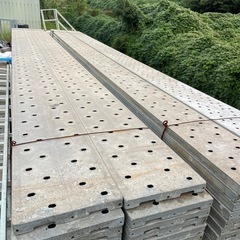 アルステージアルミ足場板4m
の画像