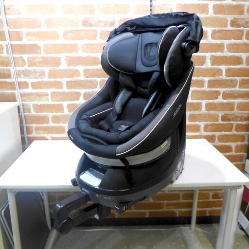 美品 Combi コンビ ネルーム ISOFIX チャイルドシート エッグショック 700 【モノ市場東海店】 130