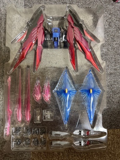 メタルビルド　デスティニーガンダム