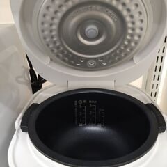 リユースのサカイ浦和店【E436】SA炊飯器 シャープ KS-CF05B 2024の画像