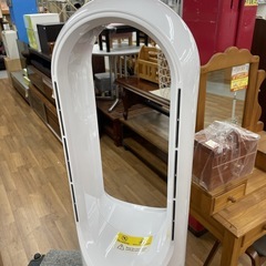 R677 ☀️ 2023年製の高年式！タワーファン hot&cool 空気清浄機 UML-046JR ⭐ 動作確認済 ⭐ クリーニング済の画像