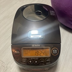 ZOJIRUSHI　炊飯器の画像