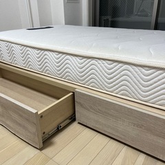 シングルベッド、マットレスの画像