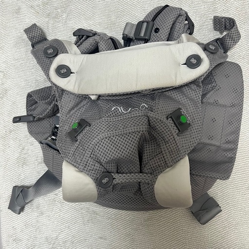 nuna 抱っこ紐 グレー