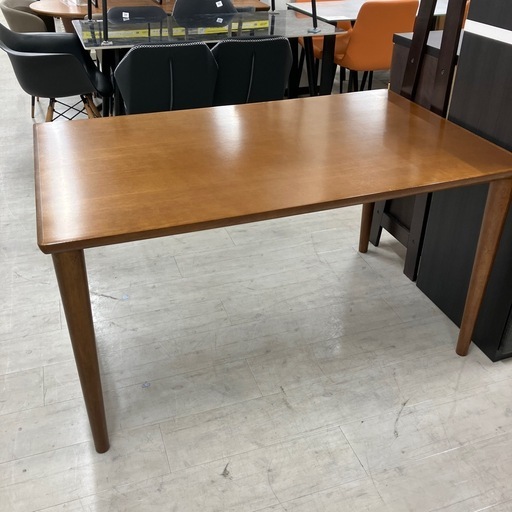 カリモク60＋　ダイニングテーブル　ブラウン【トレファク堺福田店】