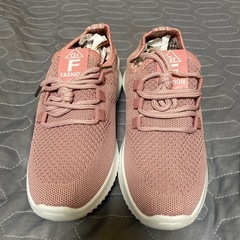 🉐②22.5cmのライトピンクスニーカー❣️の画像