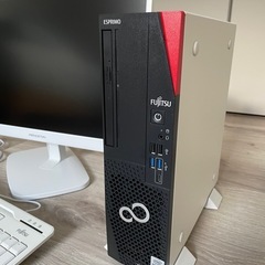 Fujitsuディスクトップの画像
