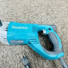 makita 電気ドリル　6305Aの画像