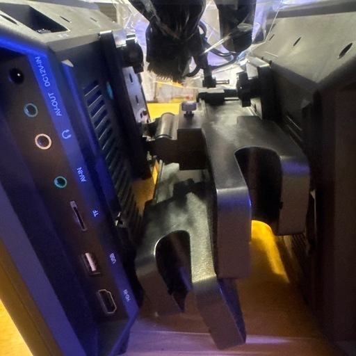 NAVISKAUTO ポータブル　カーDVDプレーヤー