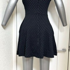 U最終処分大セール‼️ Vネック ドット柄 フレアワンピース の画像