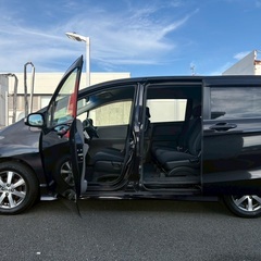 7人乗り☆低走行9万キロ台☆月々1.1万円〜分割払い可❗️車検2年付き！大人気☆HONDA フリード☆ナビ付き☆走行中DVD見れます☆便利なバックカメラ付き☆ETC付き☆電動スライドドア付き☆事故修復歴無し☆ドライブレコーダー付きのフル装備☆‼️の画像