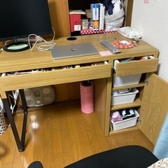 机の画像