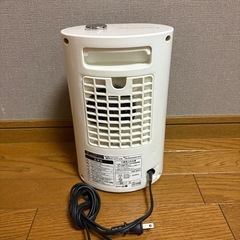 セラミックファンヒーターの画像