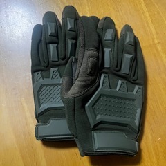 サバゲーヘルメット　タクティカルグローブ
の画像