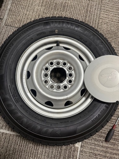2024軽145/80/r12スタッドレスタイヤ