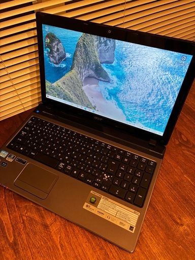 Acer Blu-rayドライブ内蔵ノートPC