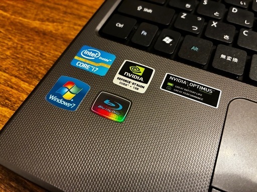Acer Blu-rayドライブ内蔵ノートPC
