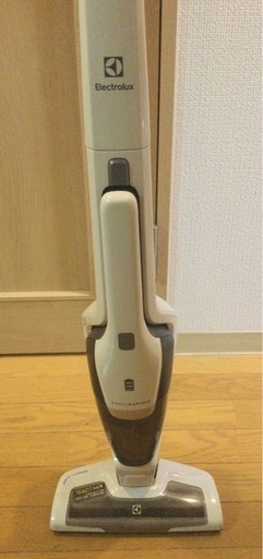 エレクトロラックス スティッククリーナー ZB3513SW 新品未開封