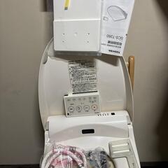 引っ越し整理　TOSHIBA　温水便座　SCS-T260の画像