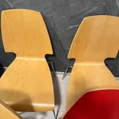 IKEA VILMAR チェアー赤、ナチュラル計4脚セットの画像
