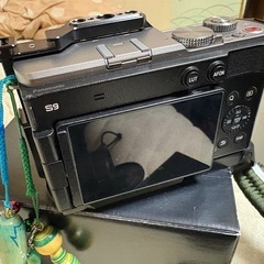 Lumix S9予備バッテリー２つ非売品レンズ付き　の画像