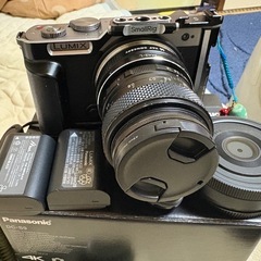 Lumix S9予備バッテリー２つ非売品レンズ付き　の画像