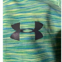 【中古】アンダーアーマー　　Tシャツ　130〜140グリーンの画像