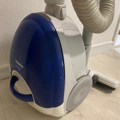 TOSHIBA パック式 掃除機 お譲りしますの画像