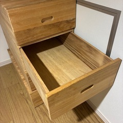 桐の衣類収納×4の画像