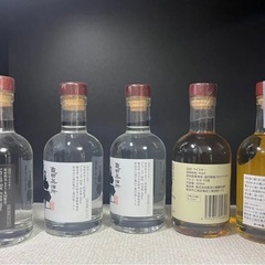 新潟亀田蒸留ウイスキー 200ml × ５本の画像
