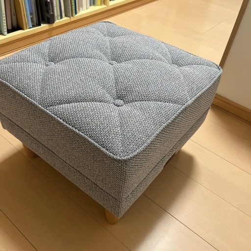 カリモク60 オットマン チェア