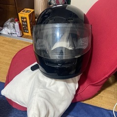 ヘルメット2個の画像