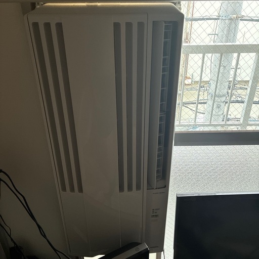 コロナ　窓エアコン　21年製　
ハイサッシ用取り付け枠付き