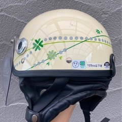 ヘルメットの画像