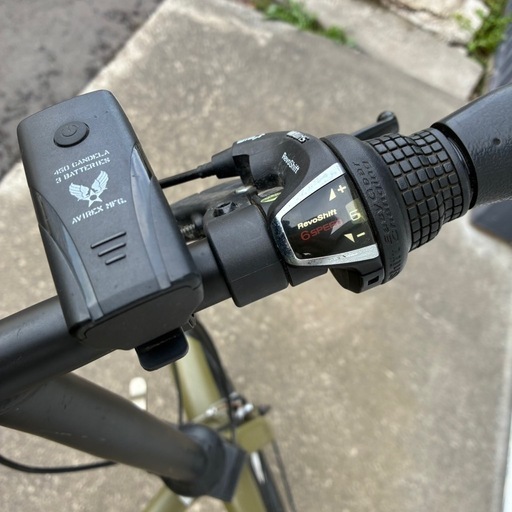 AVIREX アビレックス　アーミーグリーン　ARMY 折り畳み自転車　自転車　カーキ色　オシャレ