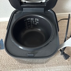 炊飯器の画像