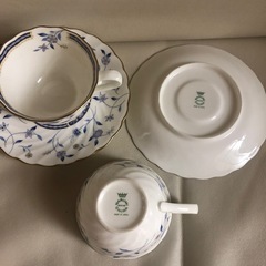 ナルミ　カップ&ソーサー3客の画像