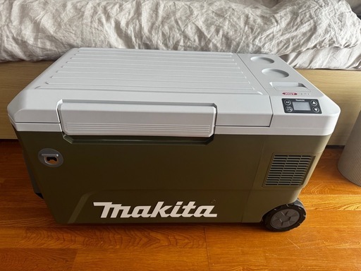 手渡し限定　マキタ　CW002G 充電式保冷温庫